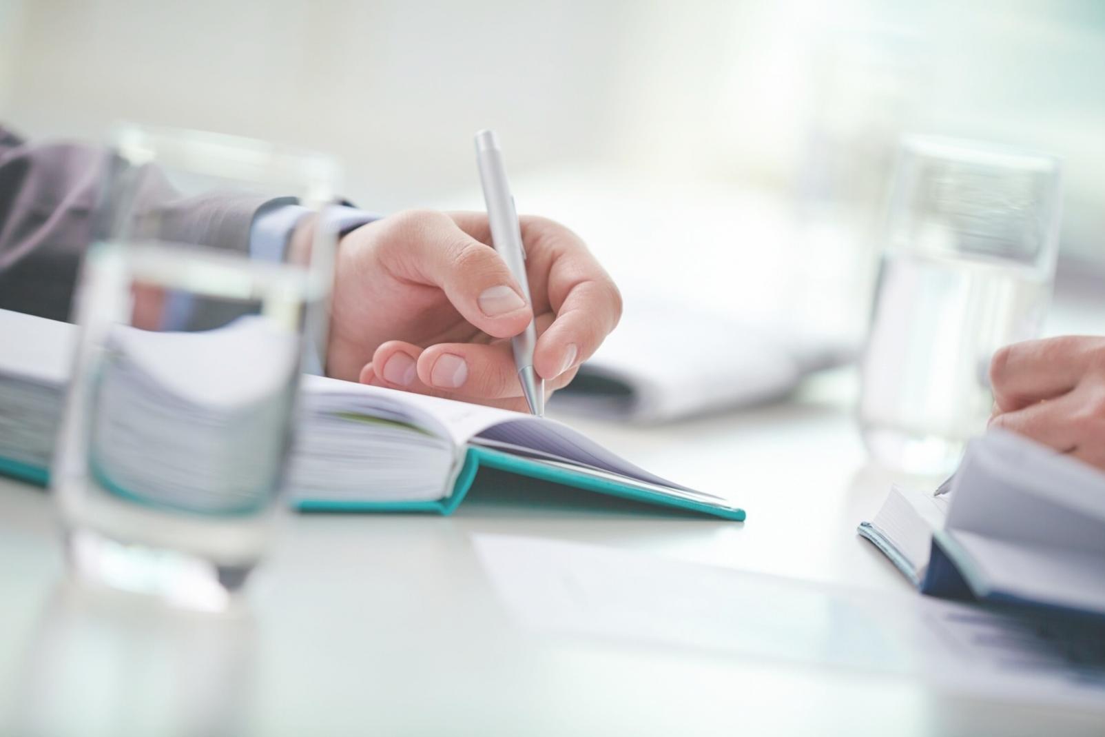 Professionelle Marktanalyse und Handelscharts